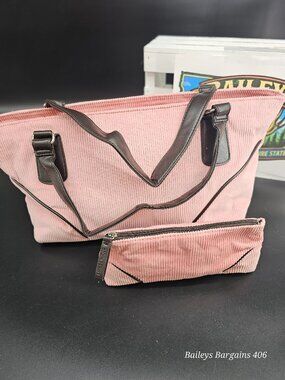 Estee Lauder NEW w/o Tags Set of two matching bags